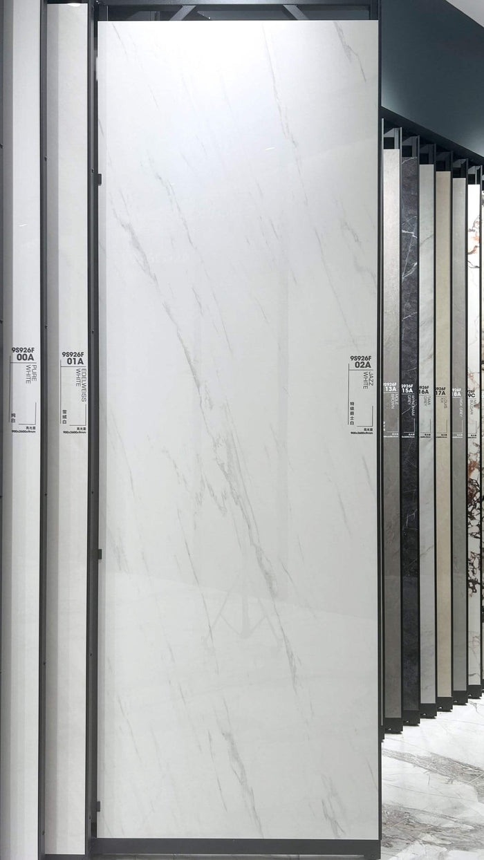 حجر متكلس DELICATE WHITE VEIN