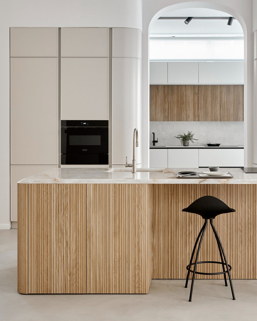 Cristallo Onyx sintered stone kitchen island project planning case
