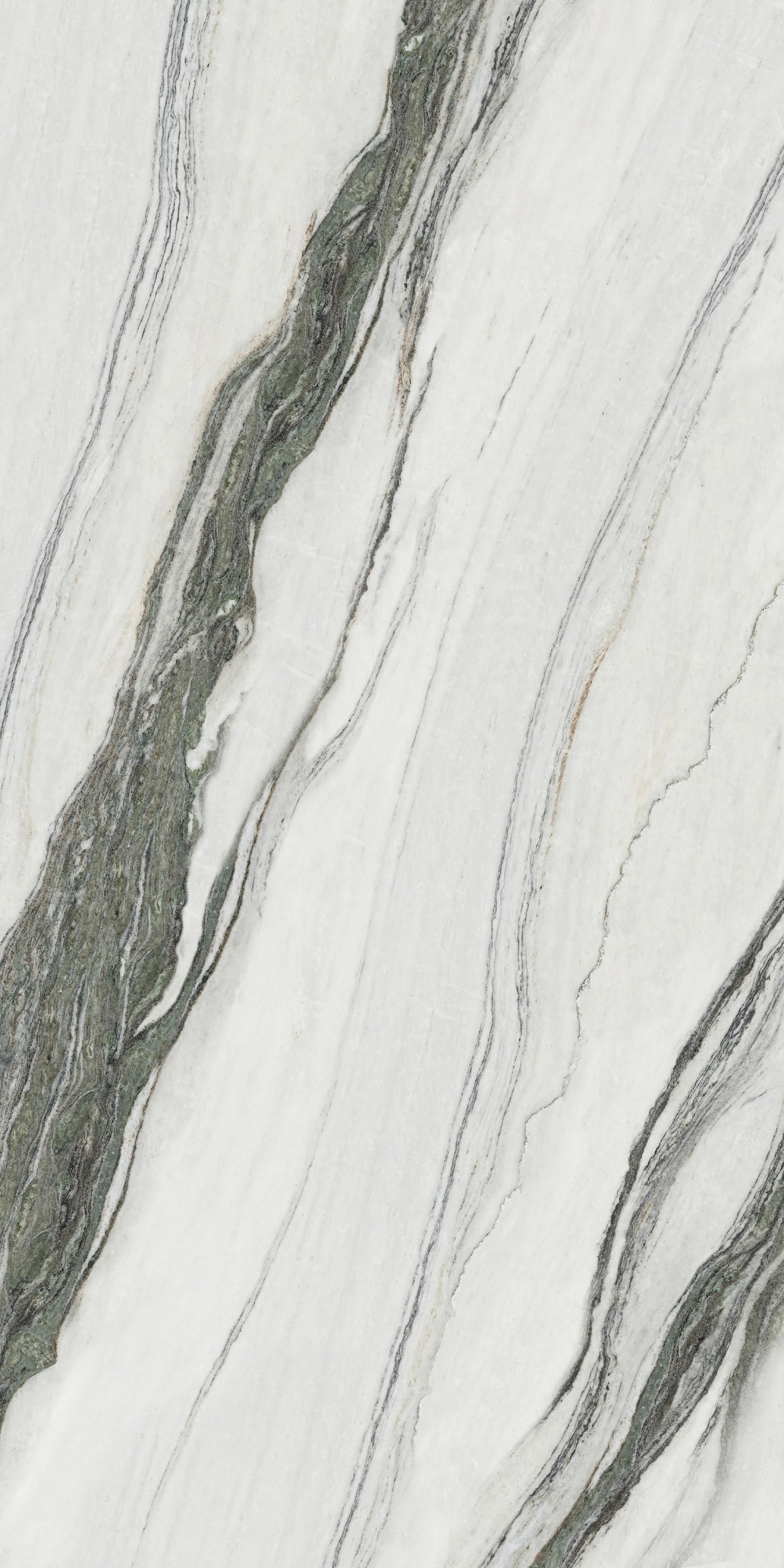 Lanshan Songcui surface showing sweeping charcoal and pine-green bands