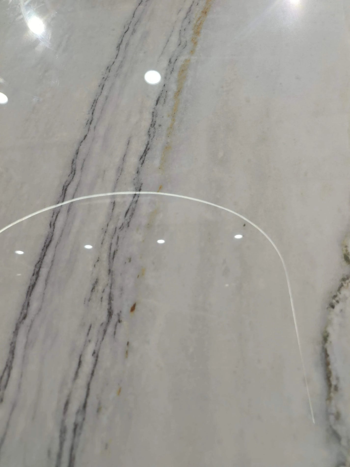 Soft gray layered vein detail on the Lanshan Songcui surface