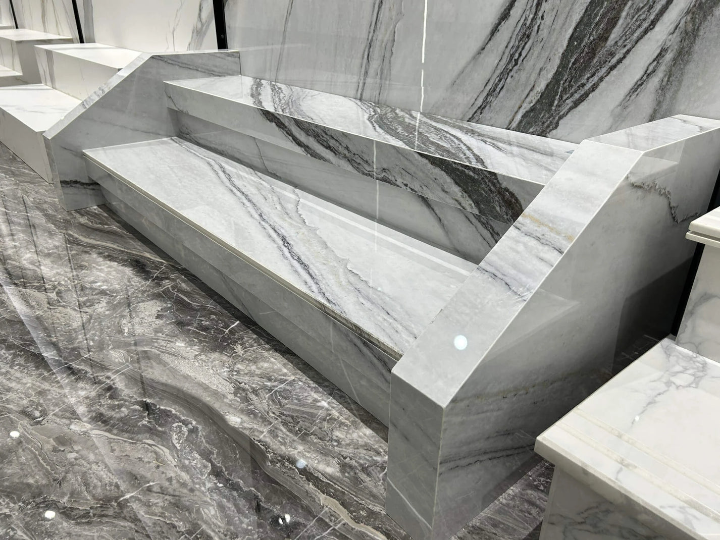 Lanshan Songcui sintered stone applied to a modern staircase